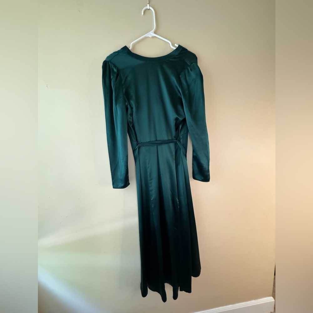 Reformation 100% Silk Dress in Jade Green - size 6